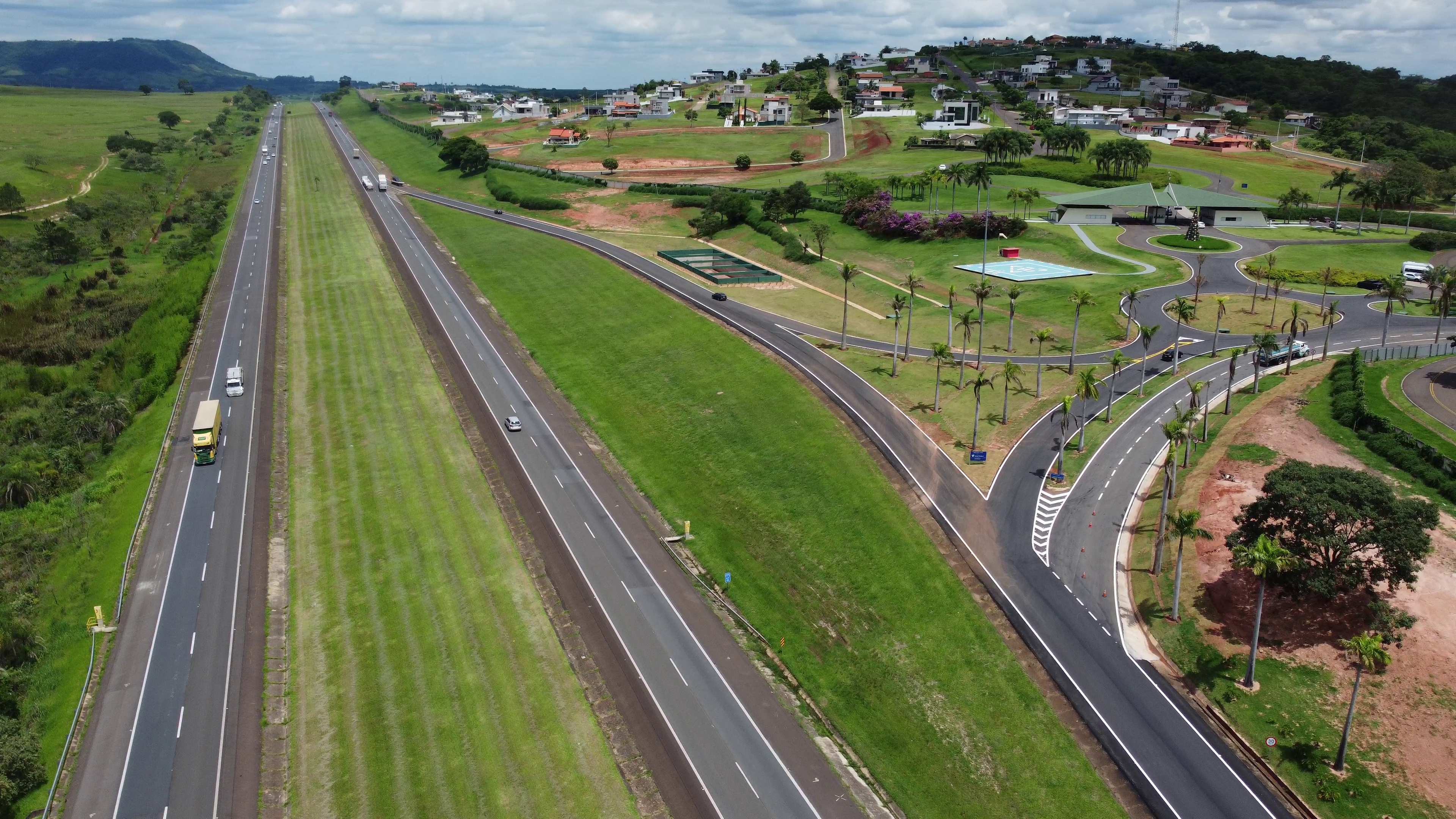 Acesso Ninho Verde 2 Rodovia Castelo Branco